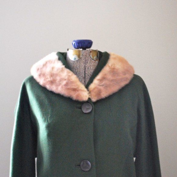 Classic Olive/Army Green Wool Coat w/ Fur Collar - Picture 1 of 7